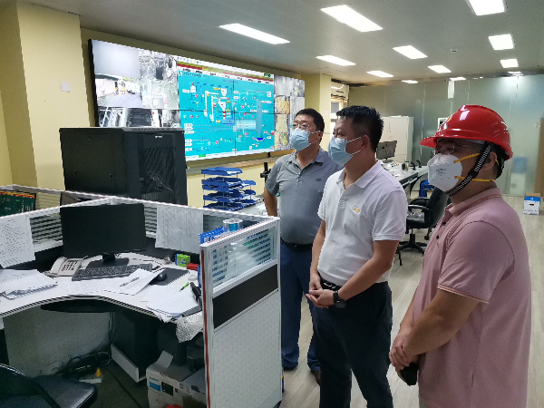 谢宏伟同志带队到深环科技龙岗分公司进行现场检查.png