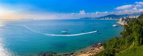图2：大鹏湾山海美景（杨国童）.jpg