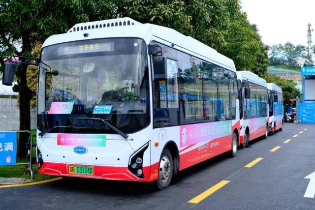 深圳赛区新能源接驳班车 受访者 供图